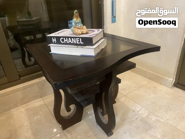 طاولات جانبيات للبيع