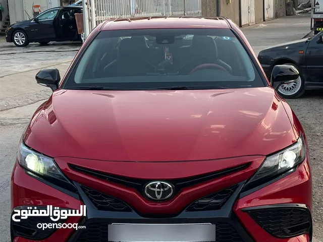 للبيع تيوتا كامري