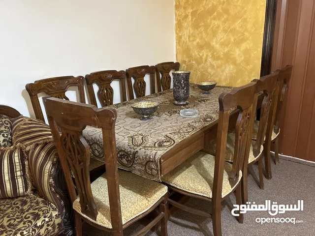 طاولة سفرة مع بوفيه
