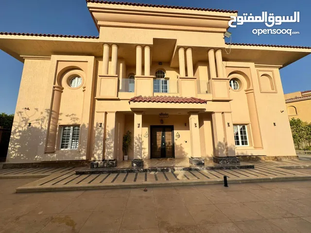 لعشاق التميز والرقي بمدينتي فيللا نموذج القصور للبيع بحمام سباحه تشطيب تحفه