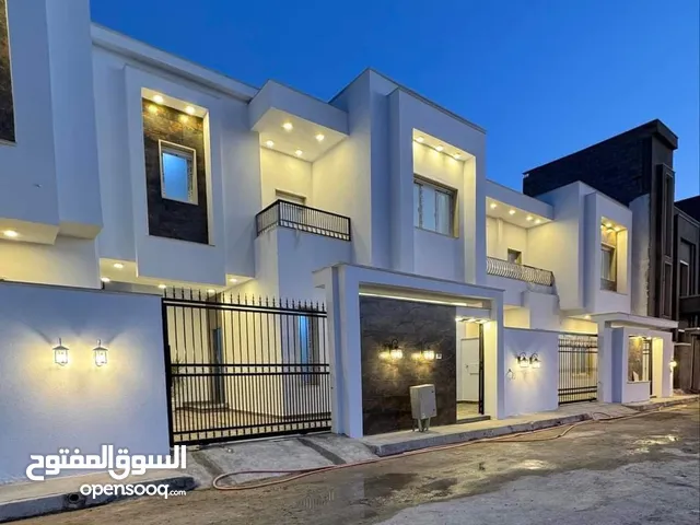 310 m2 3 Bedrooms Townhouse for Sale in Tripoli Khallet Alforjan