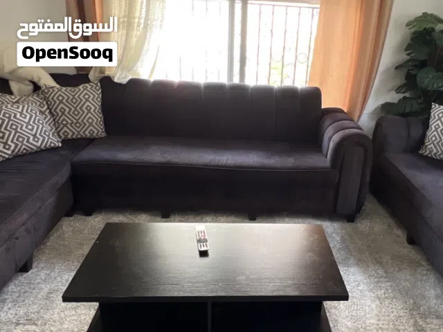طاولات وسط عدد 2 للبيع بسبب ضيق المكان