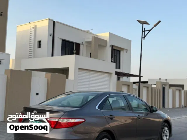 تويوتا كامري تسجل جديد