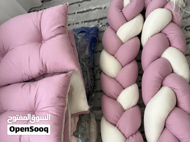 طقم جدولة لون زهري - نوعية أصلية - استخدام خفيف جدا - سعره الشراء 45 دينار ب 15 دينار