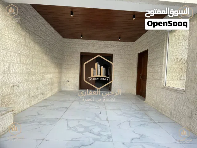 250 m2 4 Bedrooms Apartments for Rent in Amman Abdoun
