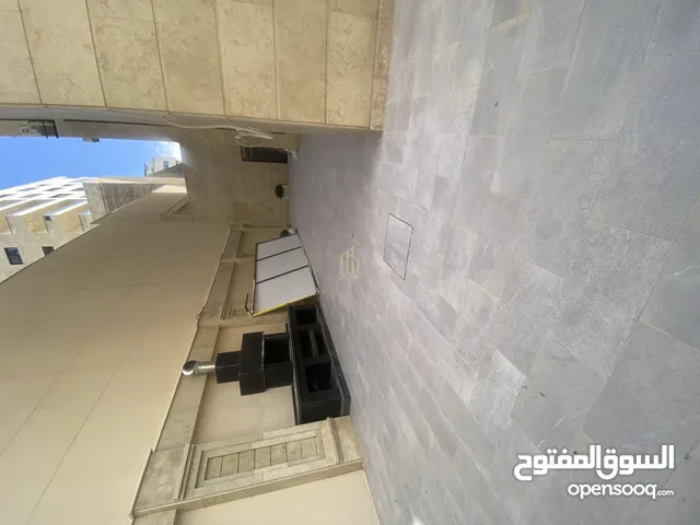 230 m2 3 Bedrooms Apartments for Sale in Amman Al-Thuheir