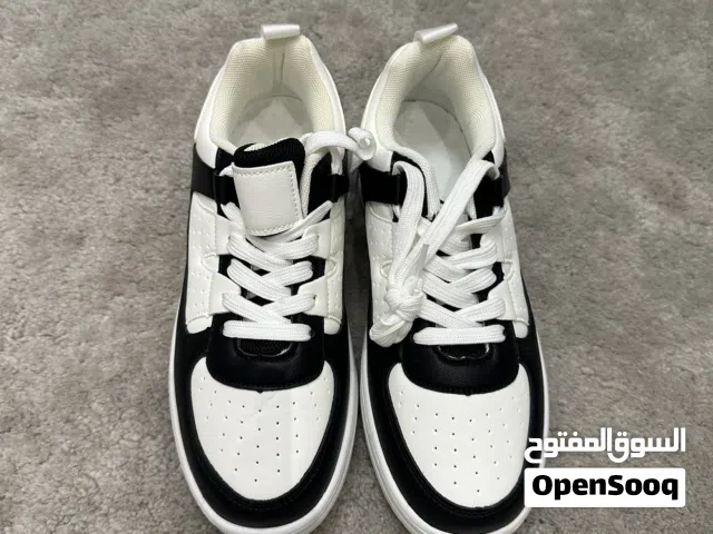 41 Casual Shoes in Dubai