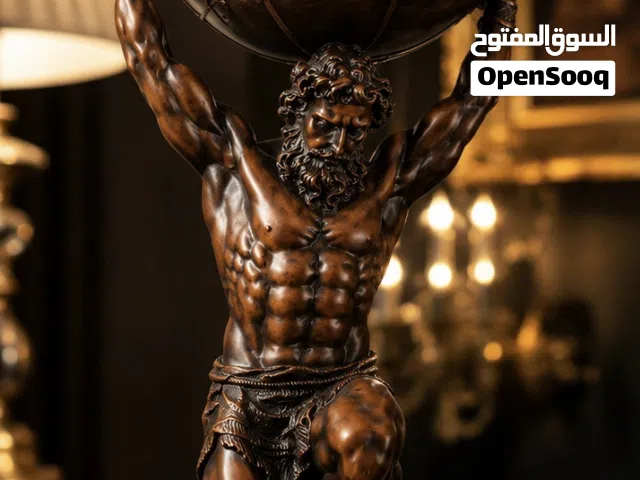 تمثال أطلس حامل الكرة السماوية – قطعة فنية فاخرة ونادرة