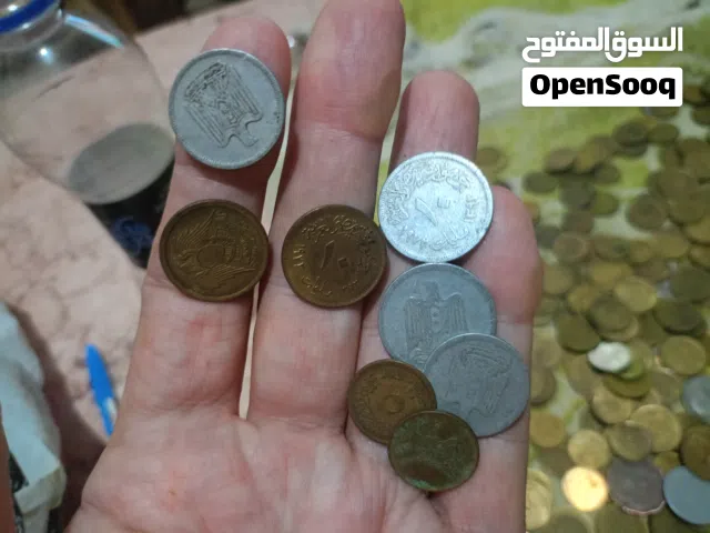عملات تذكاريه نحاس من أكثر من 50 سنه مصريه حوالي 300 قطعه ب 1500 جنيه فقط