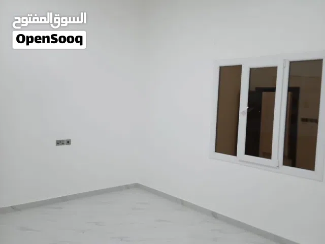 شقه 3 غرف وصالة للايجار في المعبيلة