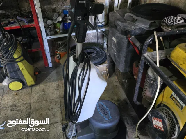 ماكنة بولش لتنظيف لسجاد وتنظيف ارضيات + شفاط 3 روس