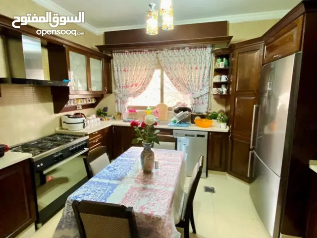 125 m2 3 Bedrooms Apartments for Sale in Amman Al Kursi