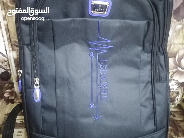 متفرقات و نثريات و إكسسوارات جديدة بحال الوكالة للبيع
