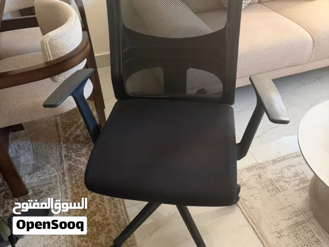 كرسي مكتب للبيع