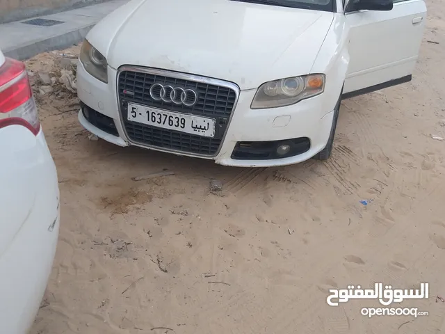 سياره الدار اوديA4