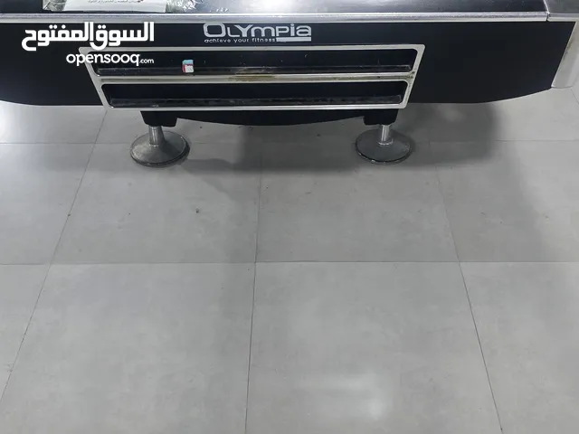 بليارد 9 قدم 9ft اولمبيا olympia مع 6 مضارب والمثلث و 6 طباشير جديدة وطبعا الكور معهن