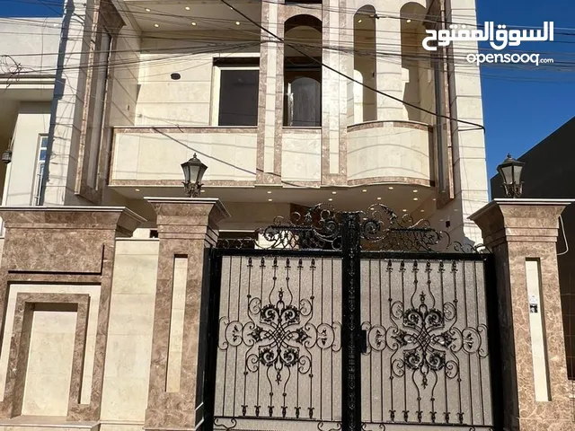 300m2 4 Bedrooms Townhouse for Sale in Baghdad Saidiya