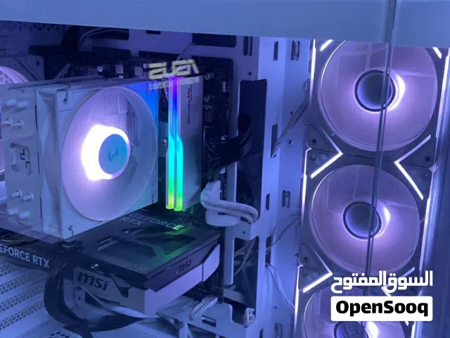 بي سي مستخدمة قوية للبيع