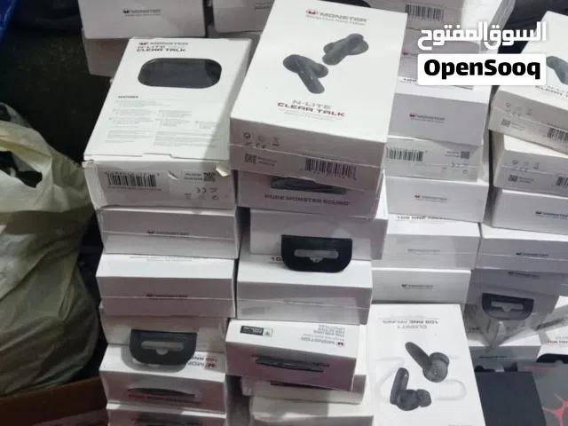 عندي كمية سماعات للبيع