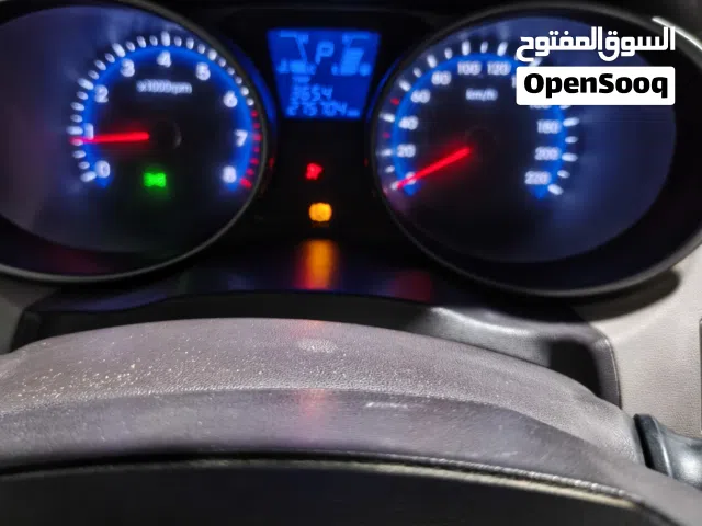 توسان 2012 محليه ماشيه 250000