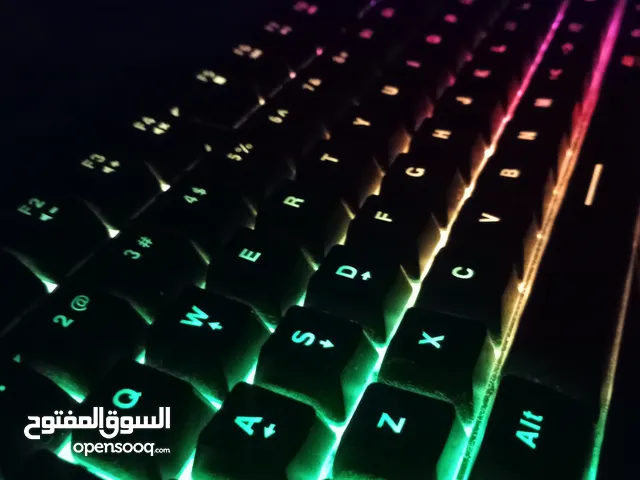 كيبورد قيمنق استعمال خفيف جدا و جودة رائعة السعر قابل للنقاش