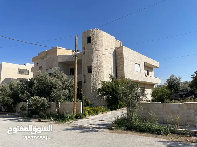 680 m2 More than 6 bedrooms Townhouse for Sale in Al Karak Al-Thaniyyah