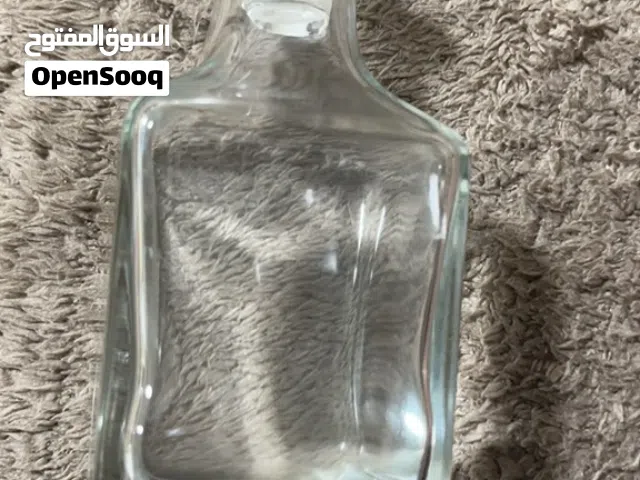 عبوات عطور فارغة