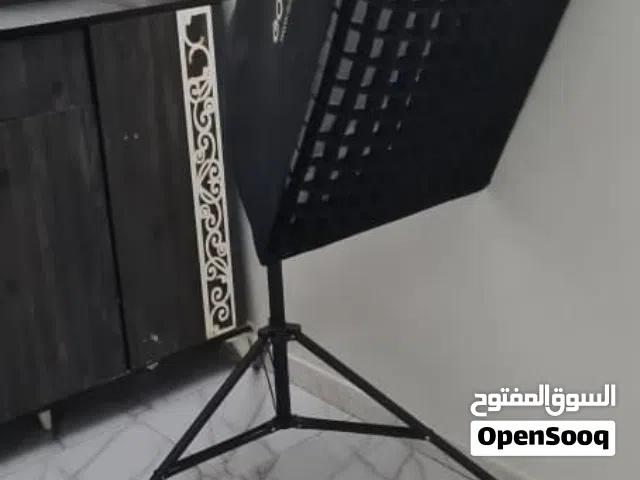 فلاش استوديو احترافي Godox SK300II كامل مع سفت بوكس وقريد - بحالة ممتازة