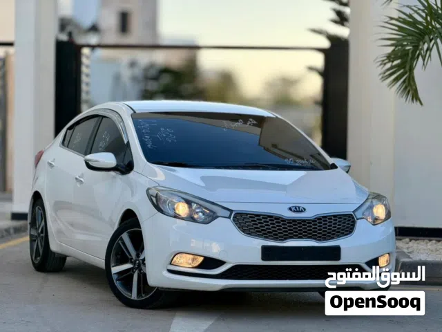 كيا فورتي 2013 كوريا دخول حديث جمرك محرك 16 gdi بصمه دارجه أوله باذن الله