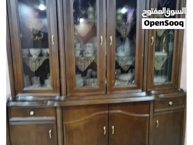 بوفيه بحاله جيده جدا كبير