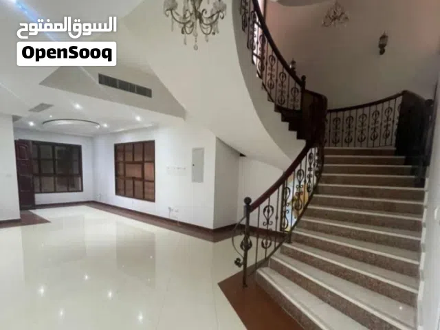 فيلا للايجار بسعر لقطة خليفة أ