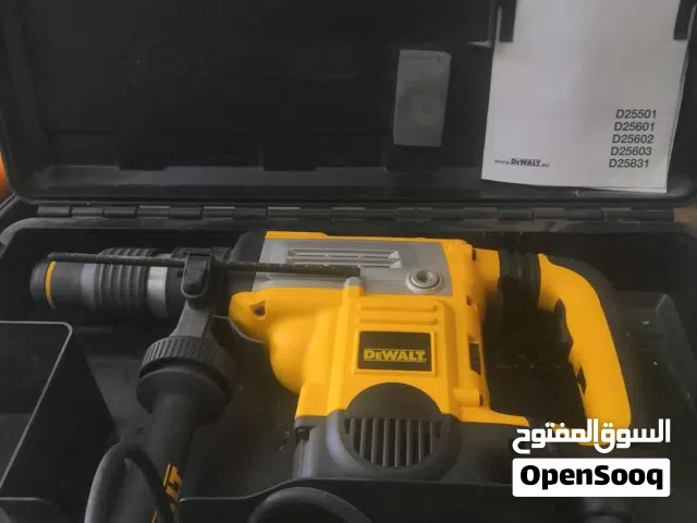 2هلتي ديولت DEWALT الاصلي للبيع 1/ 6kg 2/ 8kg