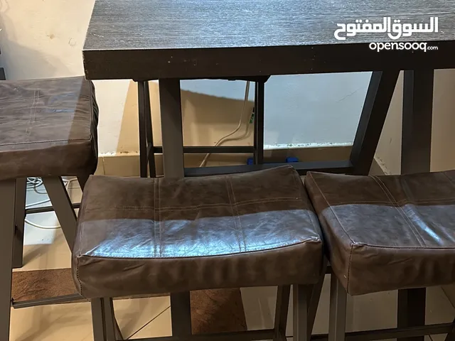 4seater  dining table