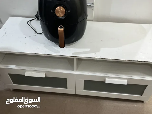 قلاية هوائية شبه جديده نظيفه جدا