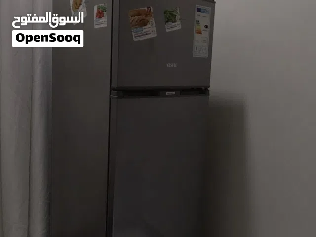 ثلاجة منزل او غرفة لون رصاصي فاتح نوع فيستل