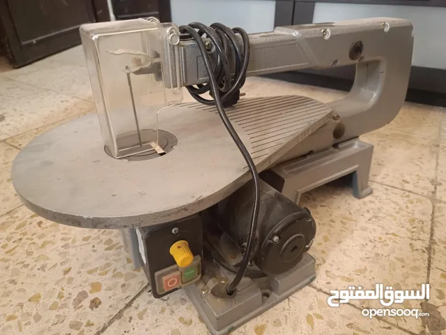 منشار للاعمال اليدوية بحال الوكالة و مضخة للماء بسعر حررق