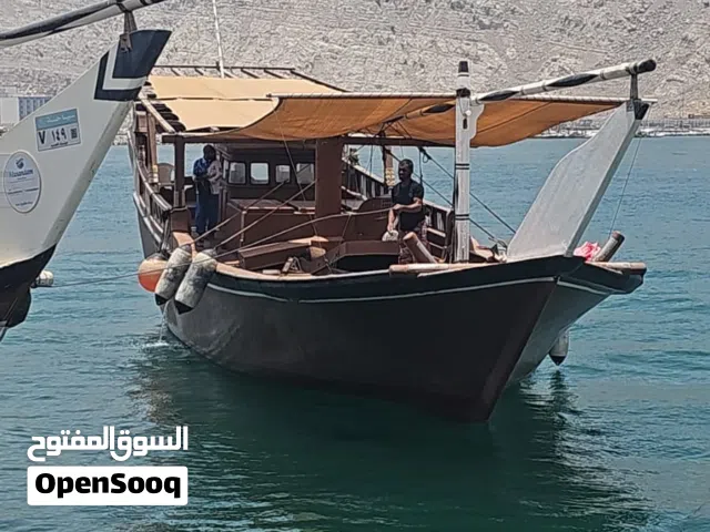 لنج للبيع بيص 24