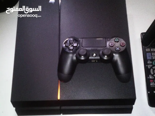 Play station 4 with sony pulse 3D