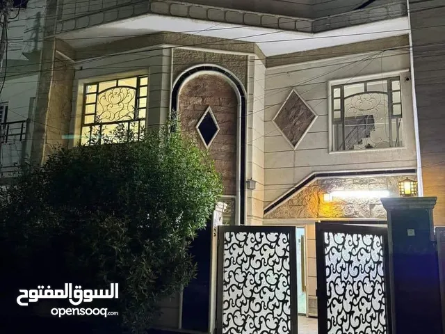دار للبيع في السيدية يباع بقيمة الارض 100م واجهه8م لدى شركة الديار المتطورة للعقار