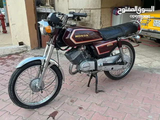 مطلوب دراجة ناربة نوع هوندا H100S نفس الصورة