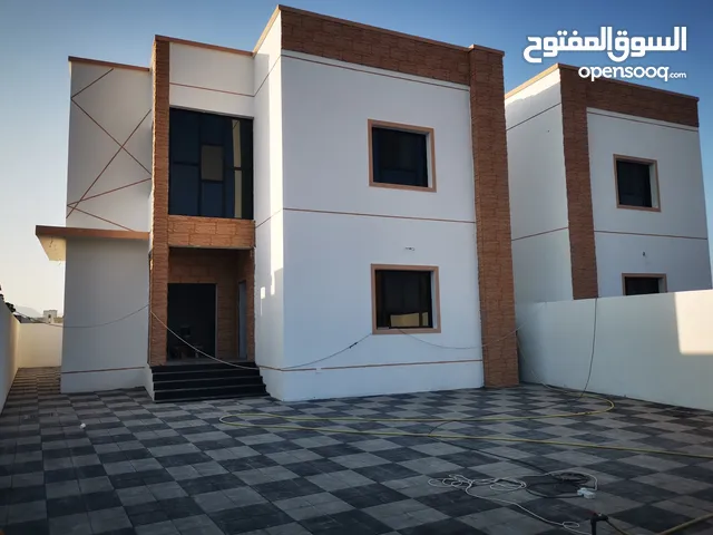 244 m2 4 Bedrooms Villa for Sale in Muscat Amerat