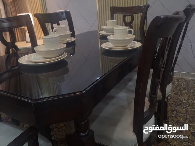 سفرة وطقم طاولات