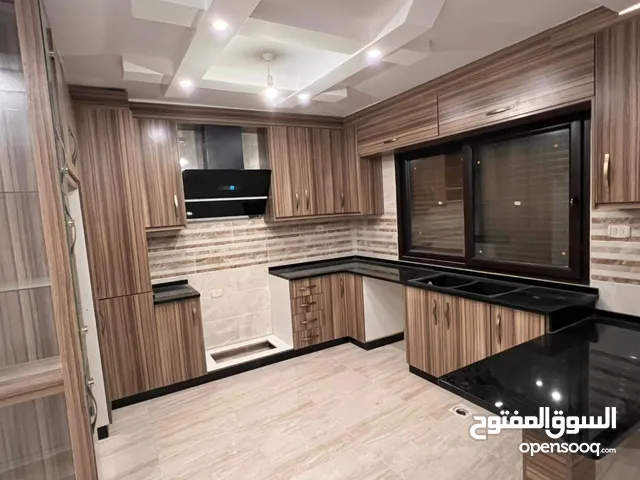 165 m2 4 Bedrooms Apartments for Sale in Irbid Al Rahebat Al Wardiah