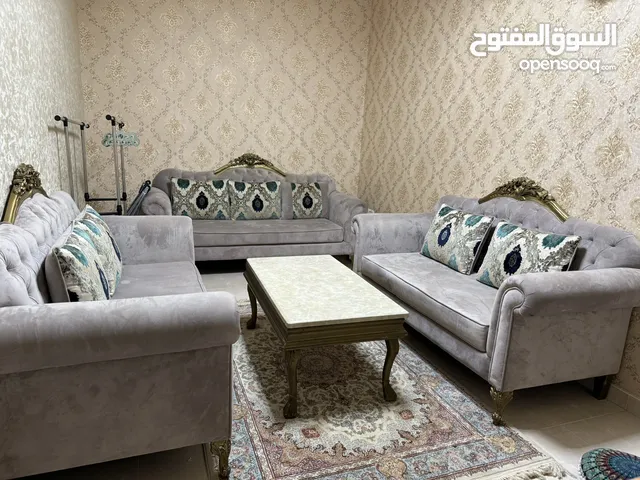 كراسي خشب بحريني