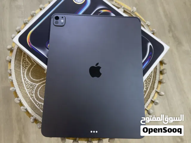 Apple iPad Pro 13 256 GB in Baghdad