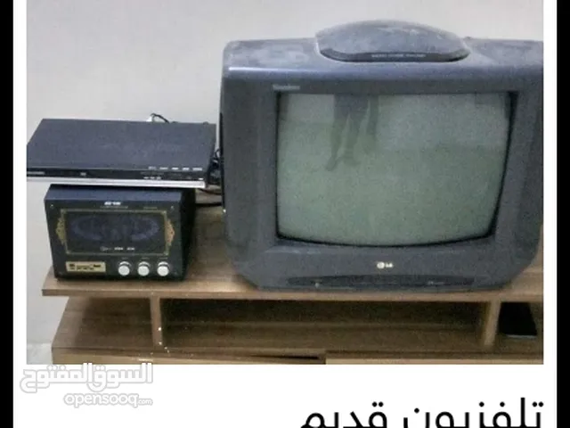 تلفزيون ال جي قديم مع دي في دي مع ام بي3