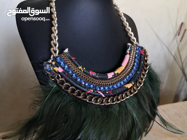 بدينارييييين فقط اي سنساال