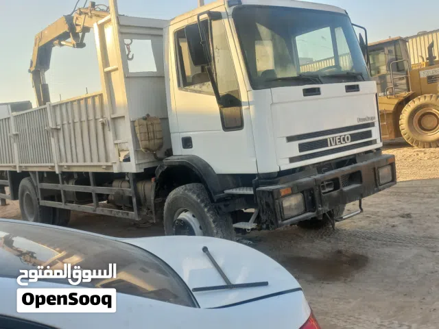 فولفو شاحنات مستعملة موديل 1996 بحالة جيدة لبيع المركبات التجارية