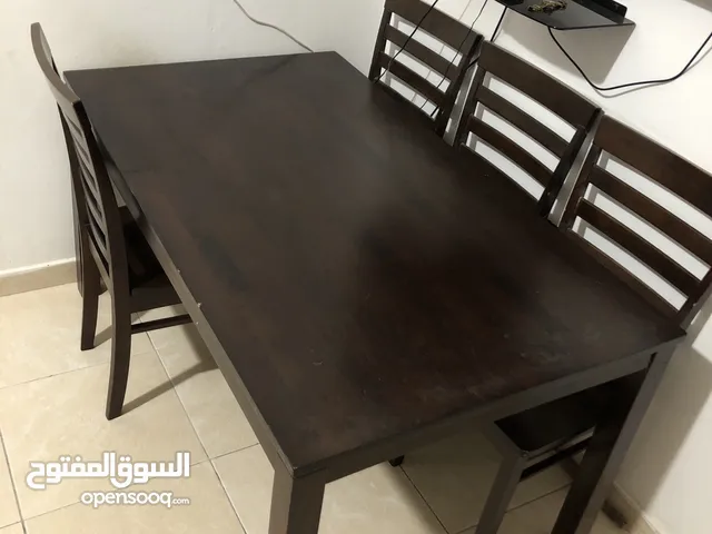DIning Table with 4 chairs