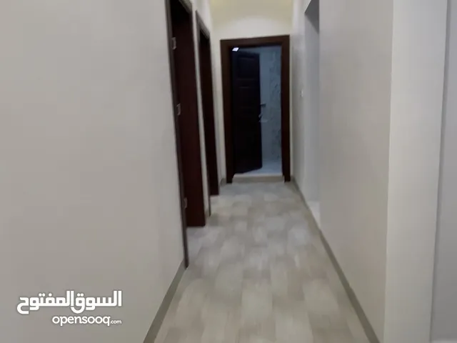 للايجار شقة 3 غرف في منطقة جنوب عبدالله مبارك